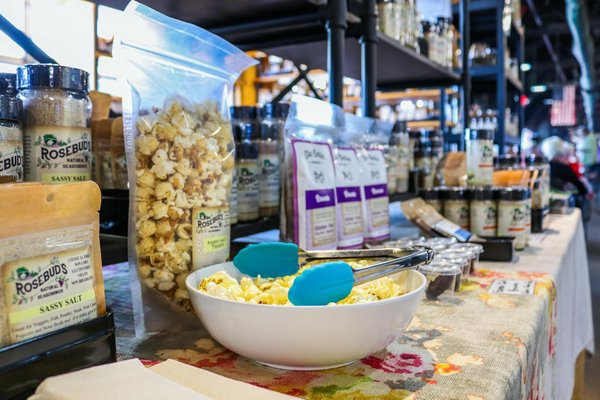 Comment réussir un pain d'épices maison avec une texture moelleuse et des épices bien dosées?